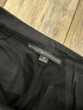 HYFVE Black Waistband Skirt
